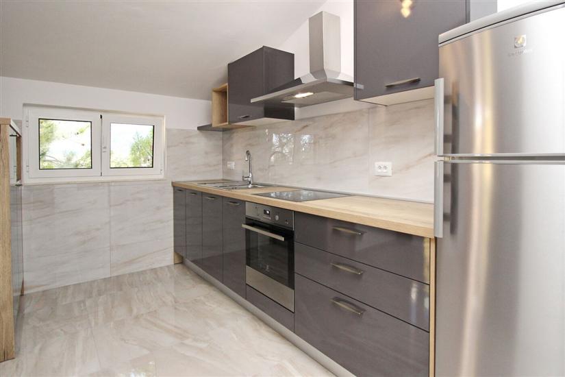 Apartment A7, for 6 persons