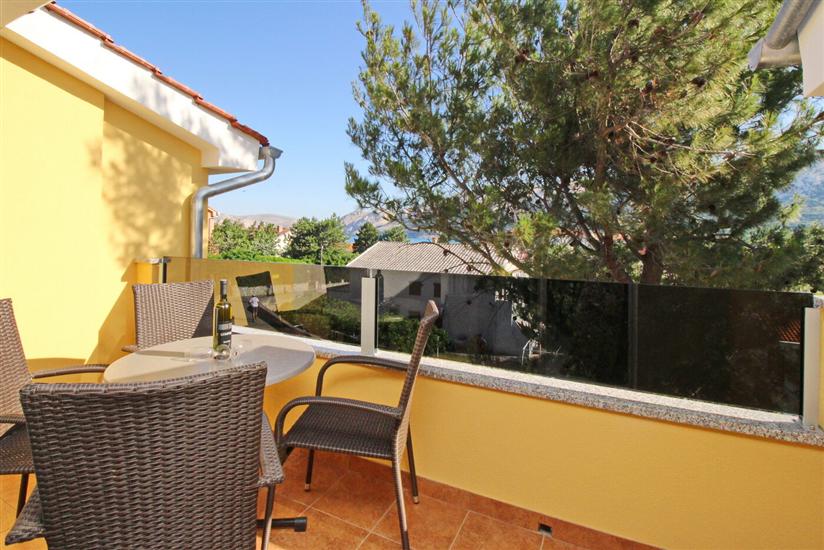 Apartment A7, for 6 persons