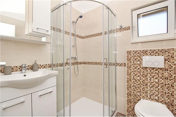 Apartment A7, for 6 persons