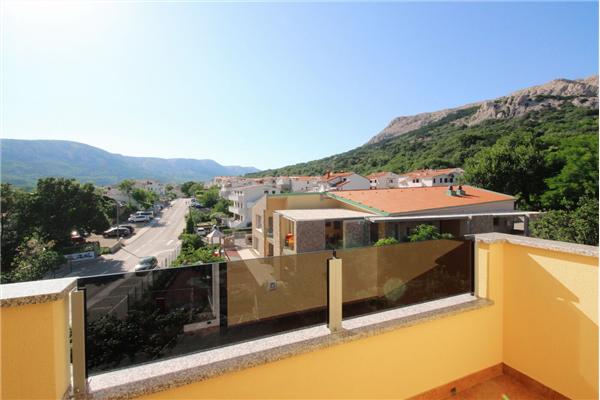 Apartment A7, for 6 persons