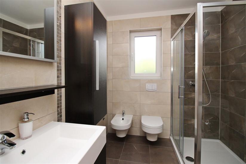 Apartment A2, for 6 persons