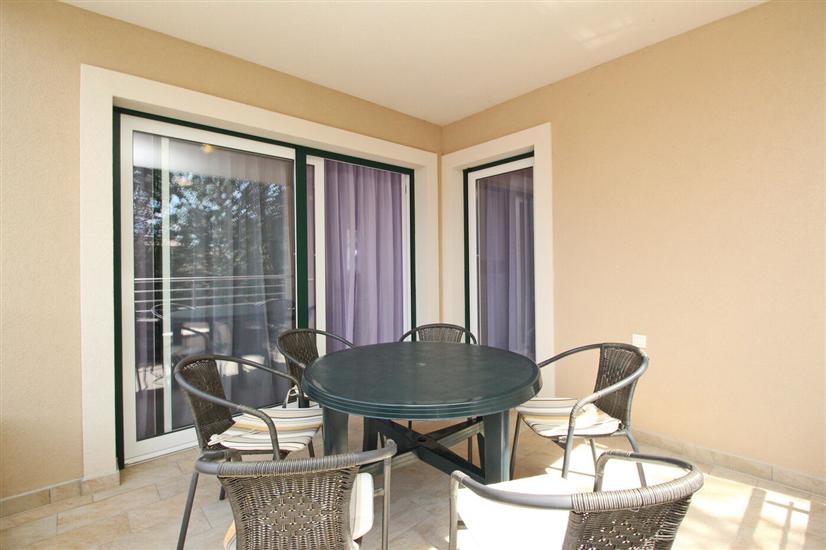 Apartment A4, for 6 persons