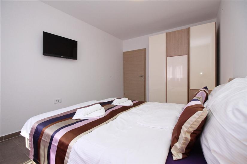 Apartment A4, for 6 persons