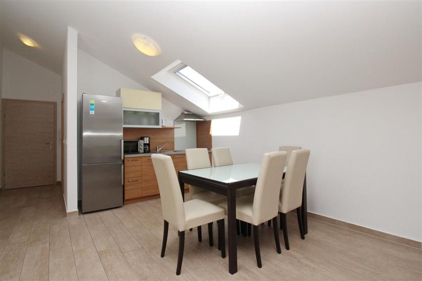 Apartment A5, for 6 persons