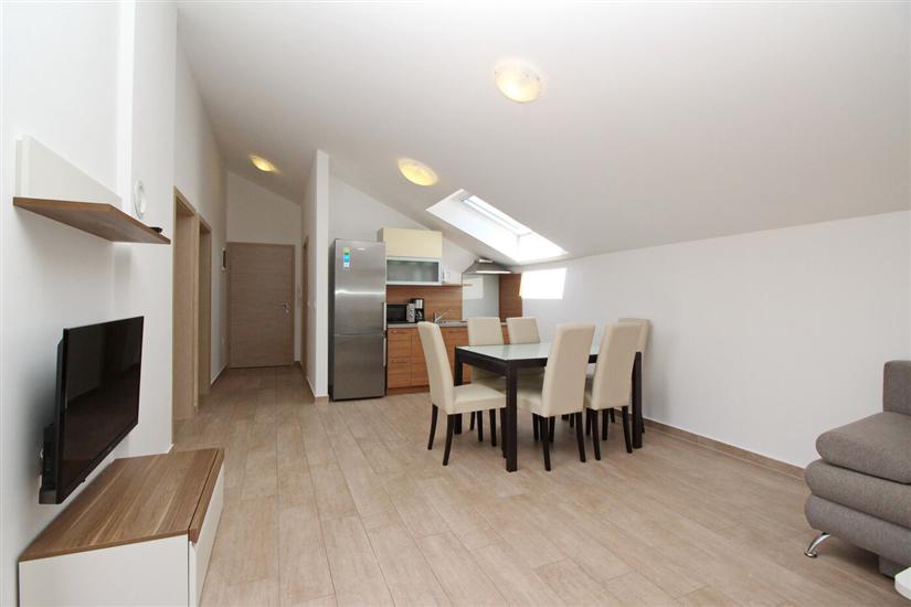 Apartment A5, for 6 persons