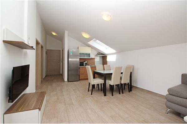 Apartment A5, for 6 persons