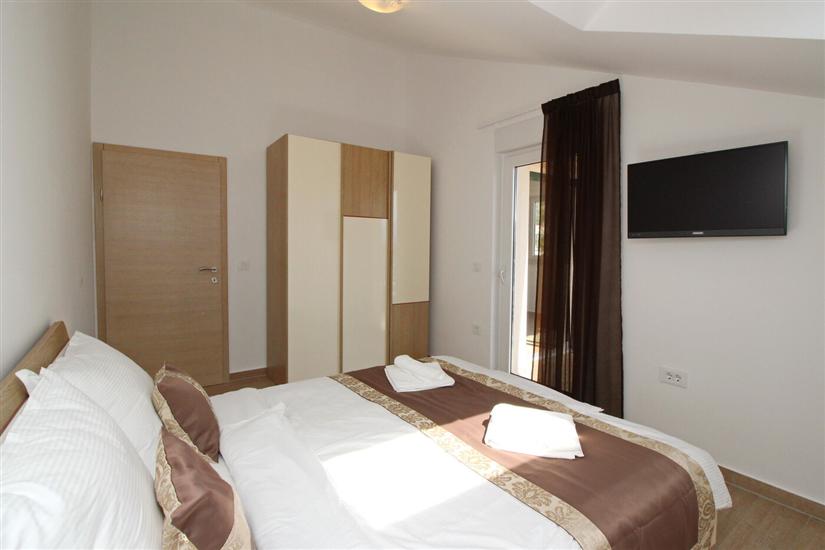 Apartment A5, for 6 persons