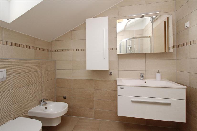 Apartment A5, for 6 persons