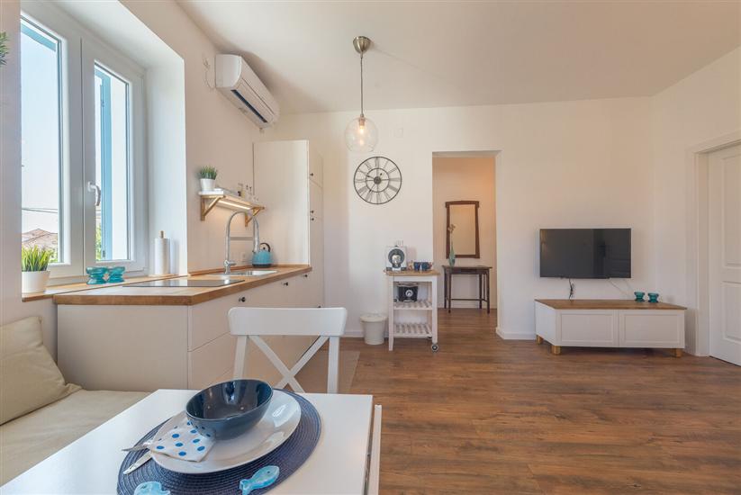 Apartment A1, for 6 persons