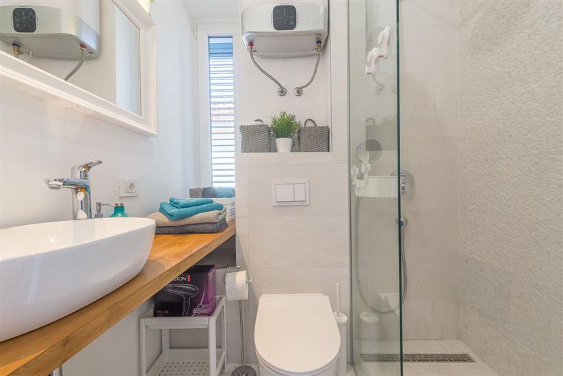 Apartment A1, for 6 persons