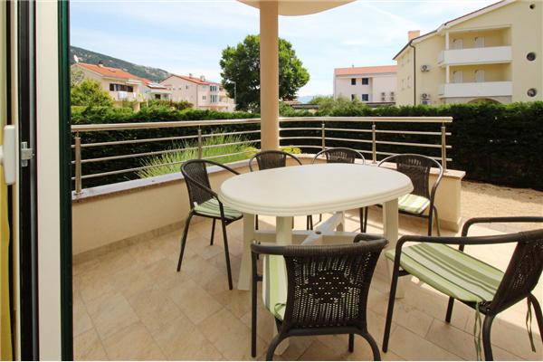 Apartment A1, for 6 persons