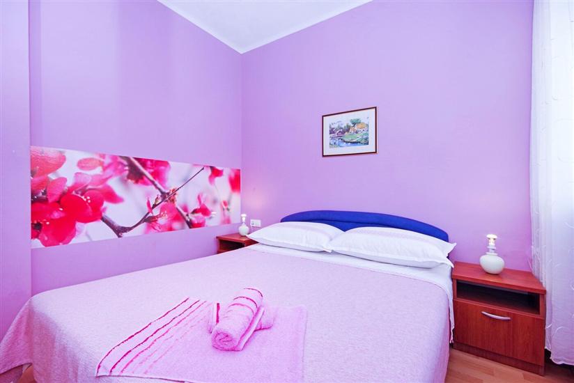 Apartment A1, for 5 persons