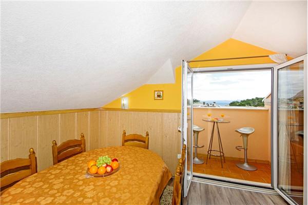 Apartment A2, for 4 persons