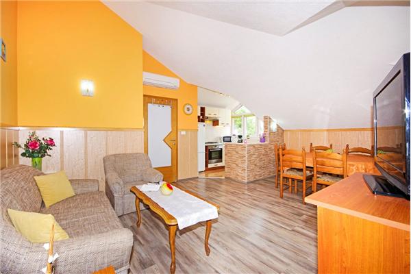 Apartment A2, for 4 persons