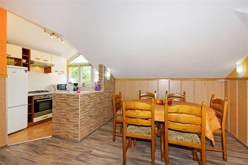 Apartment A2, for 4 persons