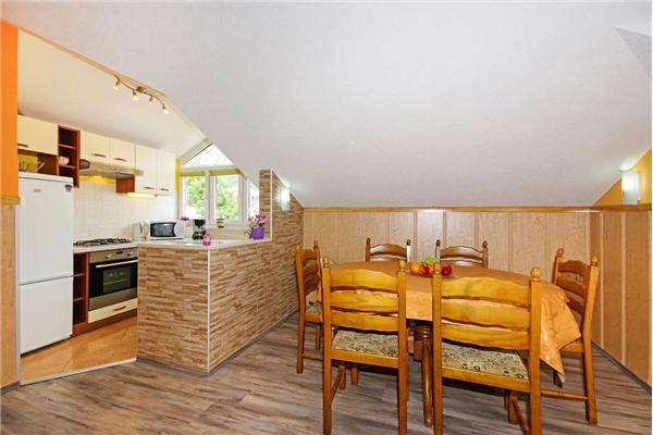 Apartment A2, for 4 persons