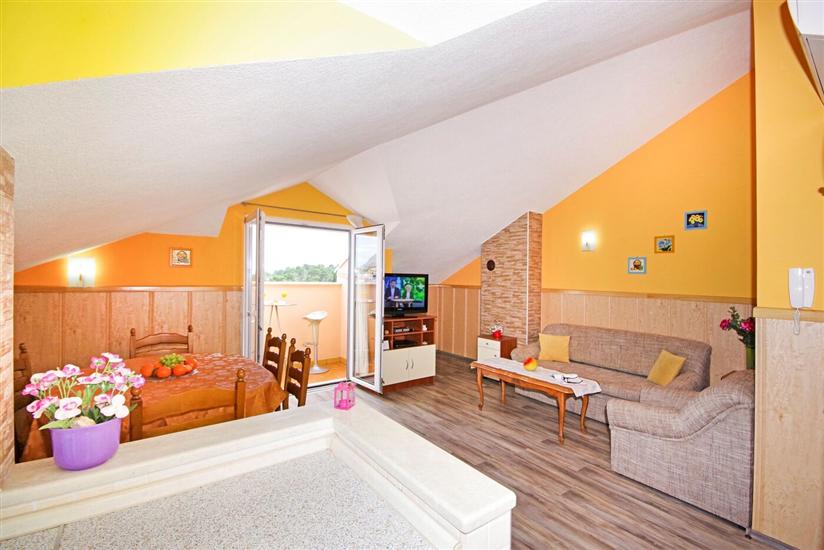 Apartment A2, for 4 persons