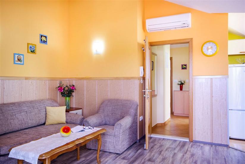 Apartment A2, for 4 persons