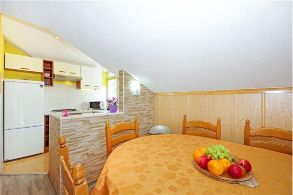 Apartment A2, for 4 persons