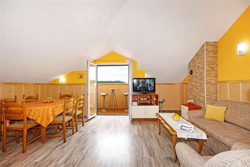 Apartment A2, for 4 persons