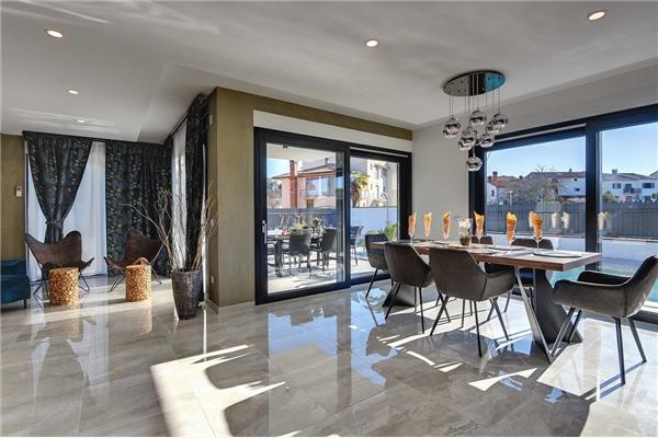 House K1, for 10 persons