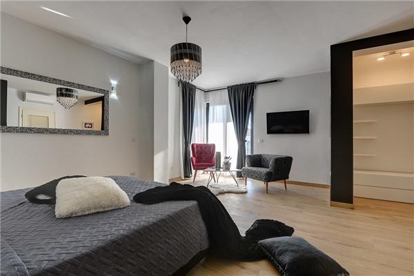 House K1, for 10 persons