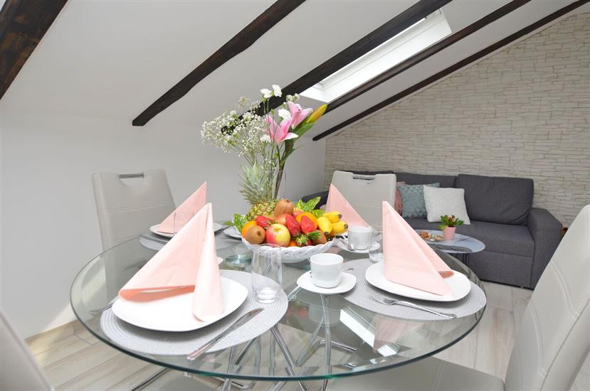 Apartment A2, for 4 persons