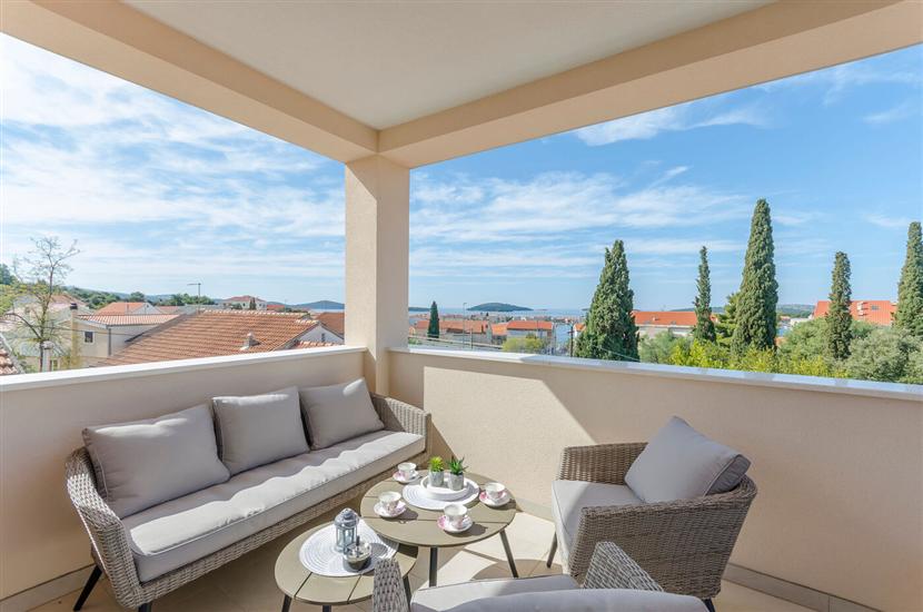 Apartment A2, for 5 persons