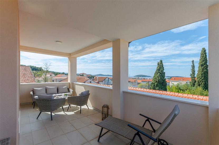 Apartment A2, for 5 persons