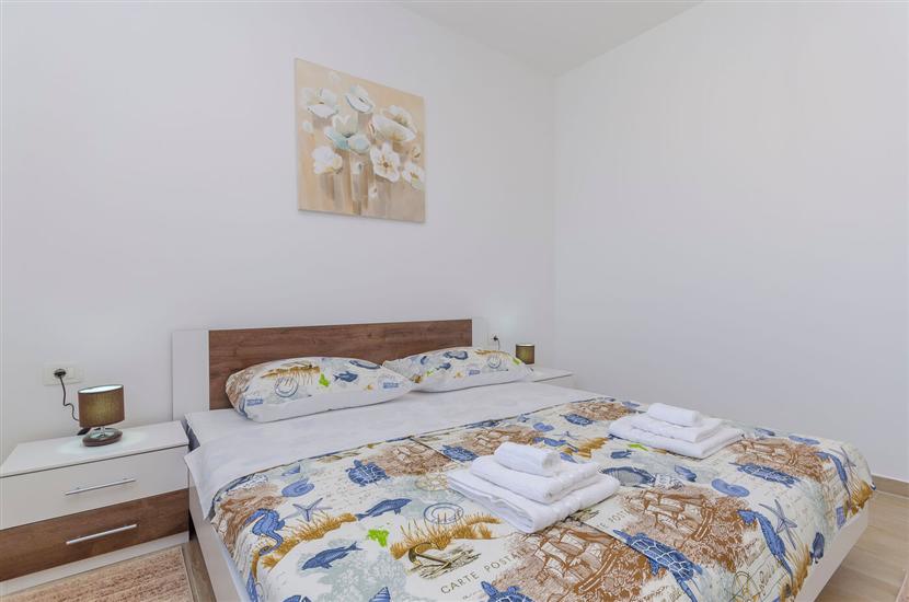Apartment A2, for 5 persons