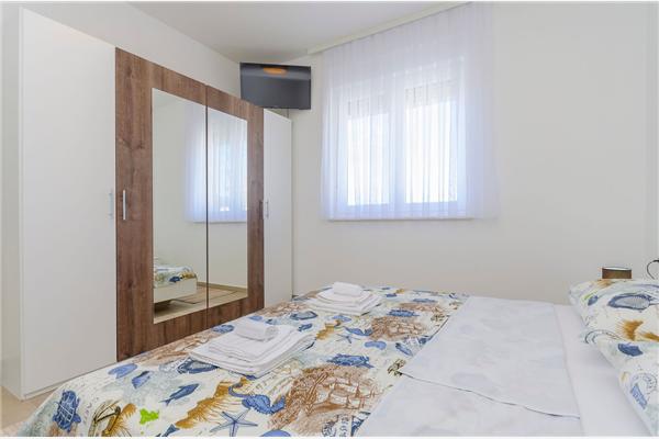 Apartment A2, for 5 persons
