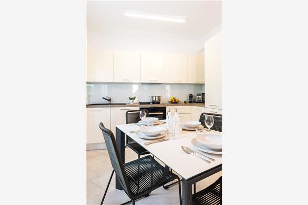 Apartment A1, for 6 persons