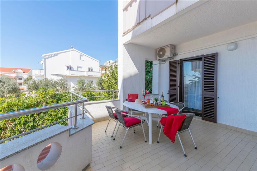 Apartment A3, for 6 persons