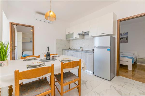 Apartment A3, for 6 persons