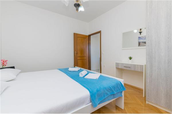 Apartment A3, for 6 persons