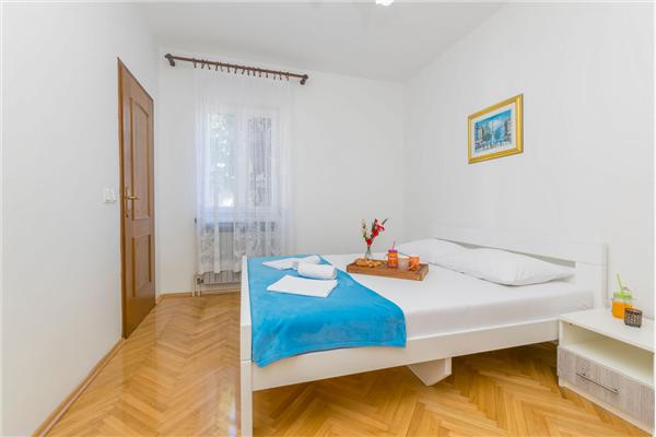 Apartment A3, for 6 persons