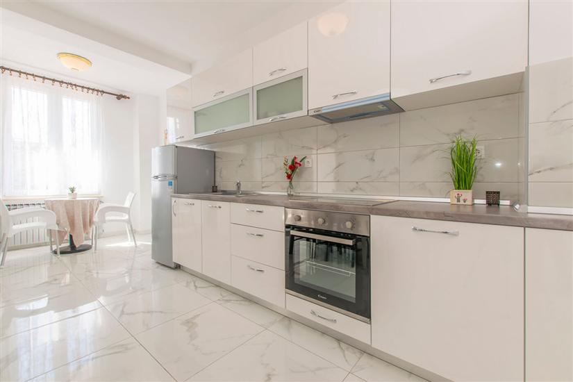 Apartment A4, for 4 persons