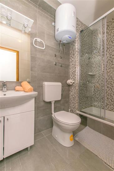 Apartment A4, for 4 persons