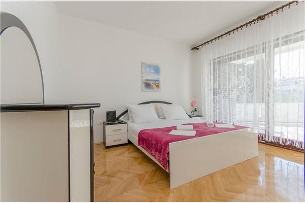 Apartment A4, for 4 persons