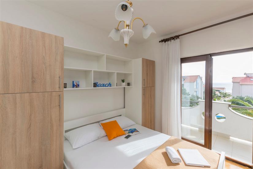 Apartment A7, for 6 persons