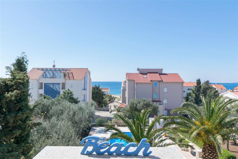 Apartment A8, for 6 persons