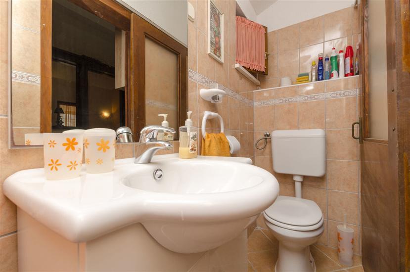 Apartment A2, for 2 persons