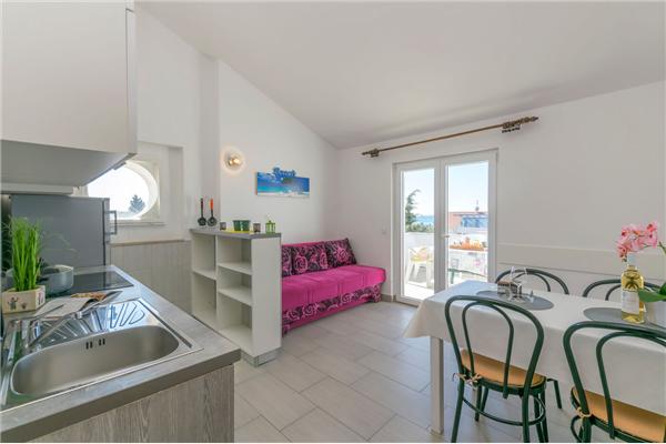 Apartment A9, for 6 persons