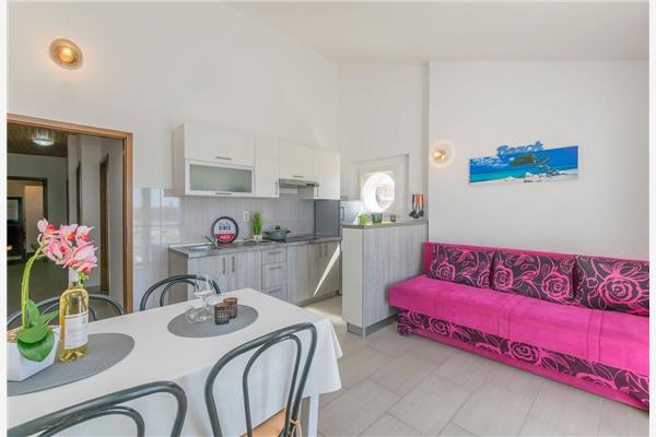 Apartment A9, for 6 persons