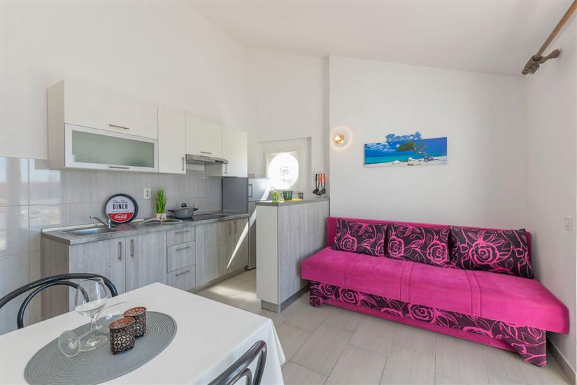 Apartment A9, for 6 persons