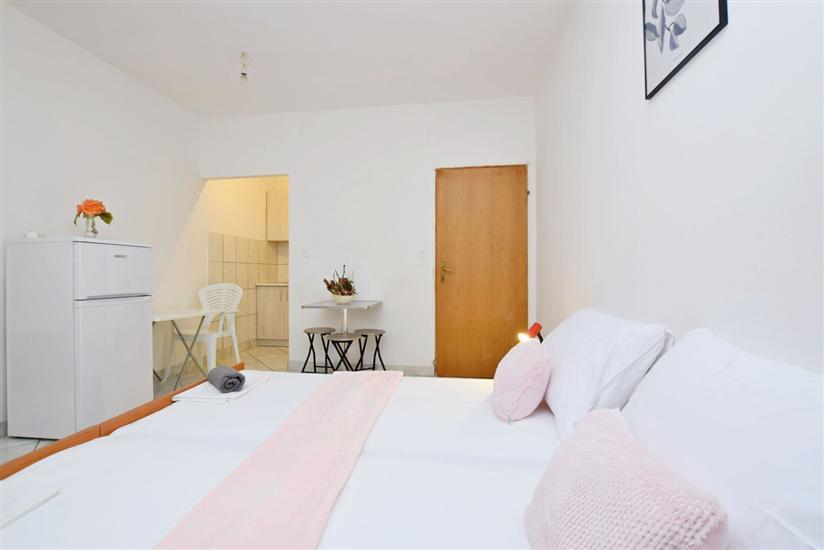 Apartment A4, for 4 persons