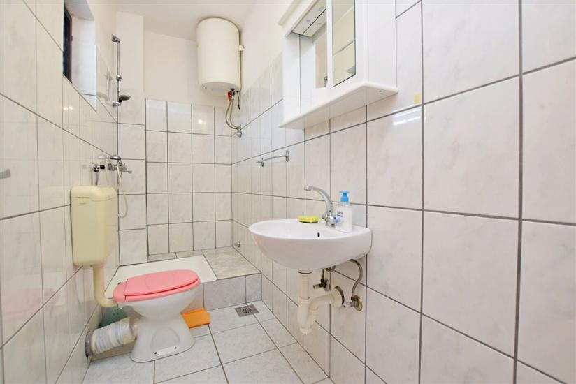 Apartment A4, for 4 persons