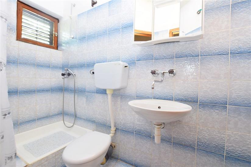 Room S2, for 4 persons