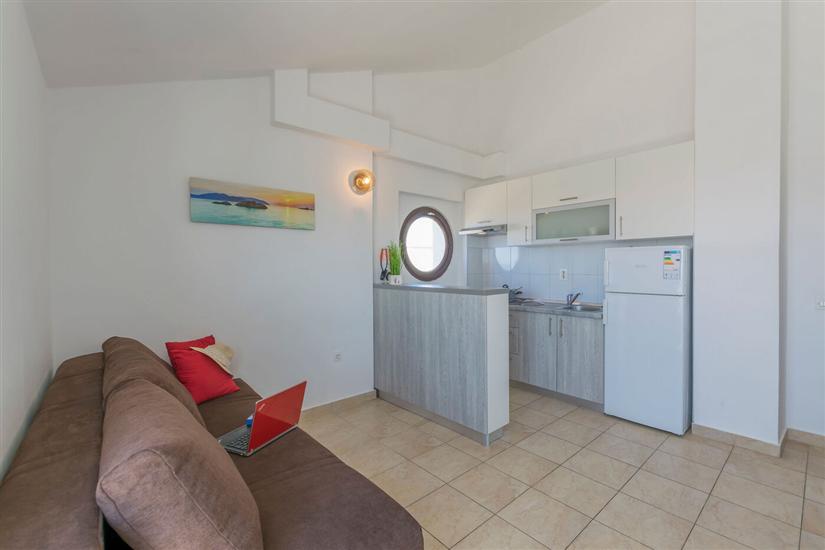 Apartment A10, for 6 persons