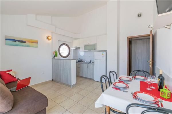 Apartment A10, for 6 persons